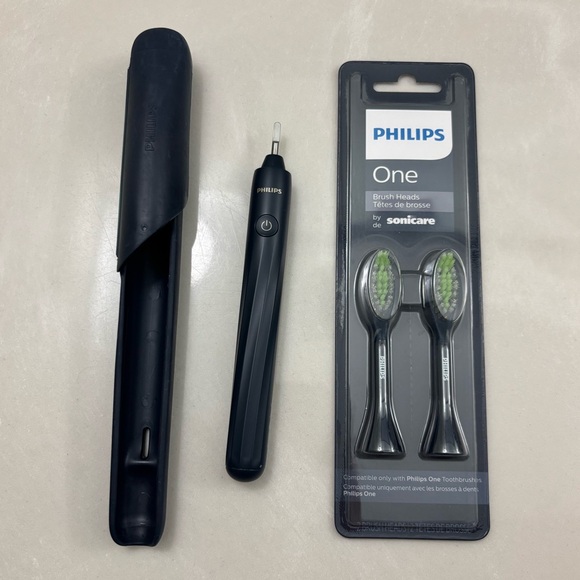 Philips One Sonicare Battery Toothbrush - Picture 1 of 1